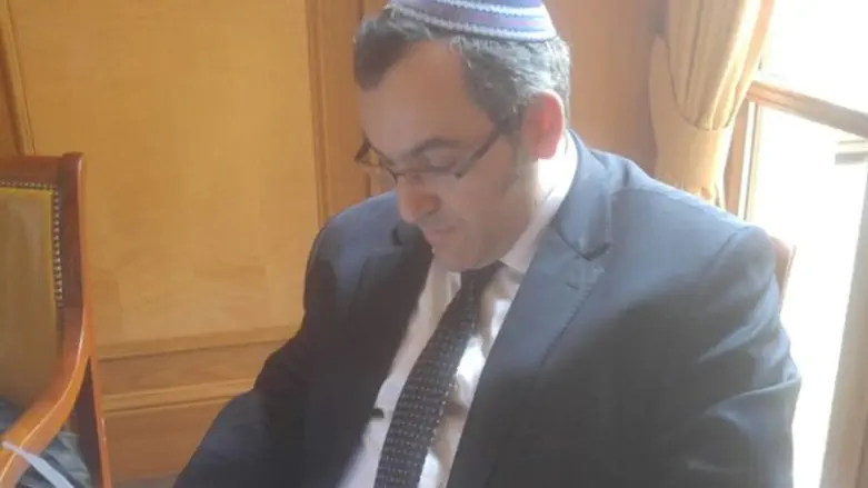 Frankfurt Head Rabbi Avichai Apel