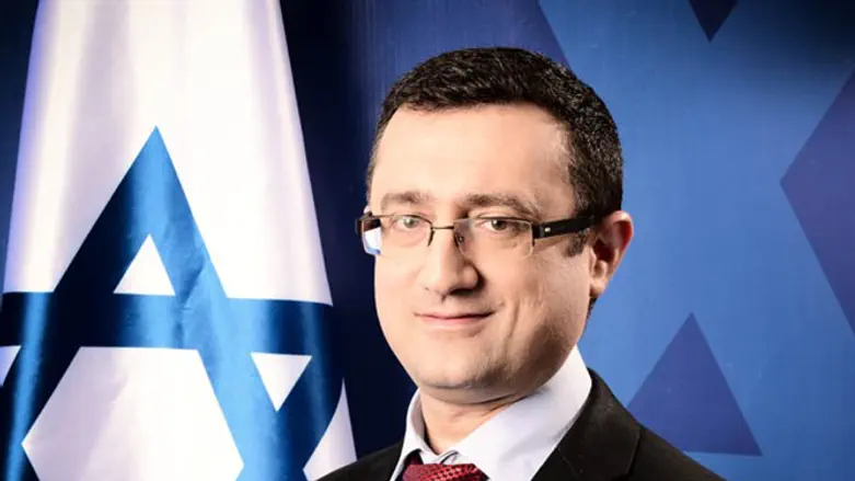 Robert Ilatov