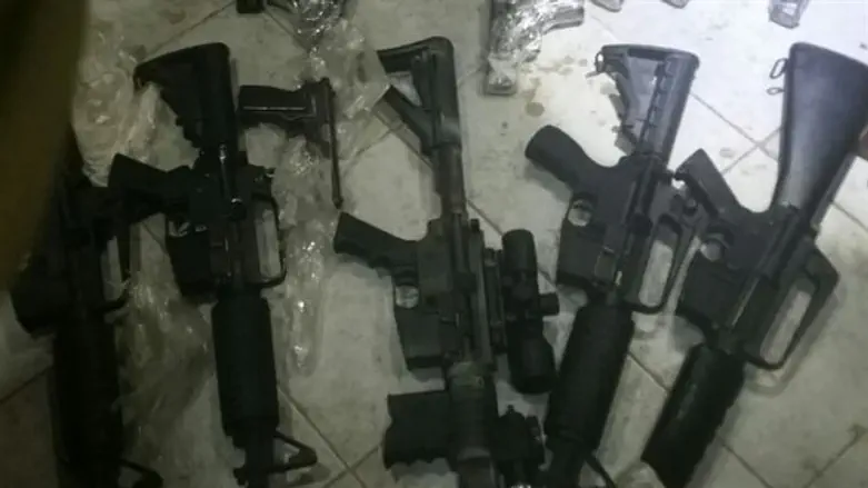 Confiscated weapons (Illustration)