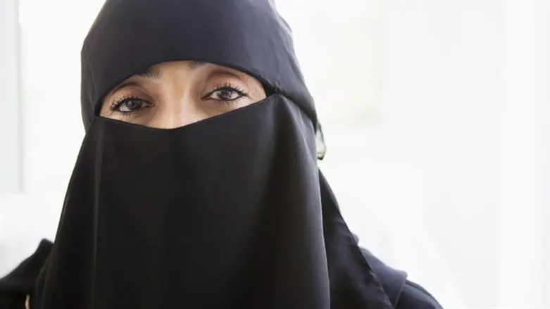 Arab Muslim woman