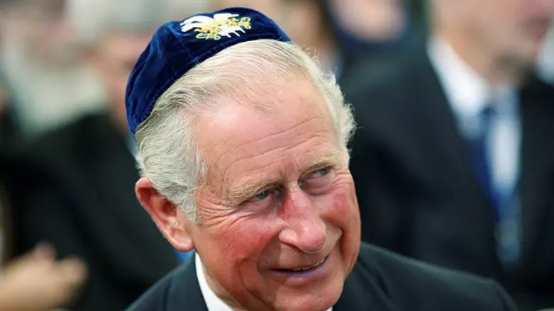 Prince Charles in Israel for Shimon Peres's funeral