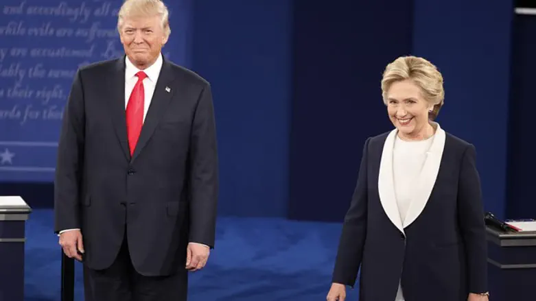 Trump and Clinton at the second debate