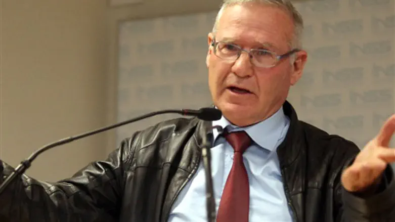 Amos Yadlin