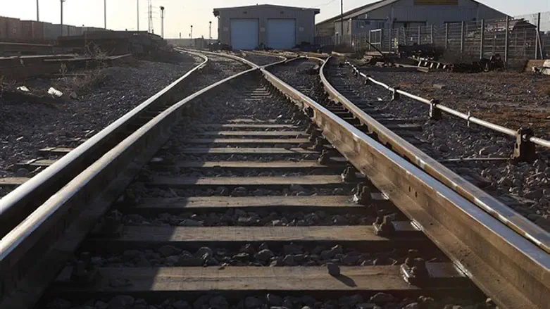 Traintracks