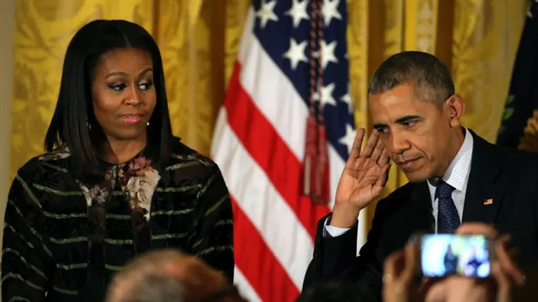 The Obamas, not me, ink $65 million book deal