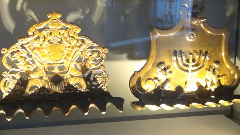 Menorahs at the exhibition
