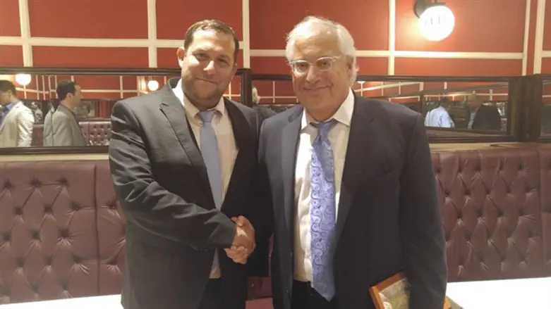 Yossi Dagan (l) and David Friedman (r)