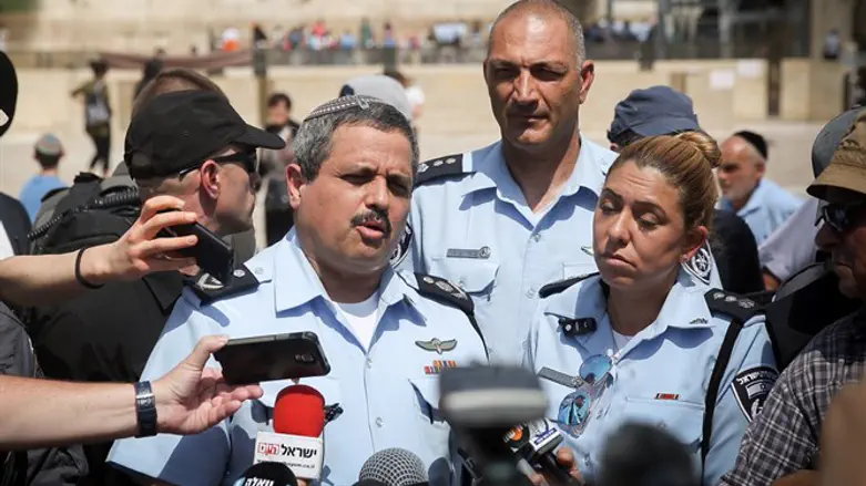 Police Chief at Western Wall