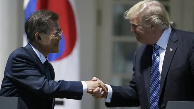South Korean President Moon Jae-In and Trump