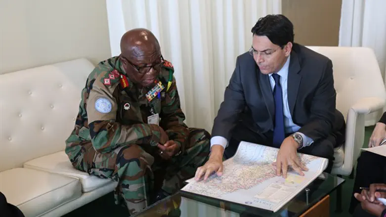 Ambassador Danon and Major General Francis Vib-Sanziri