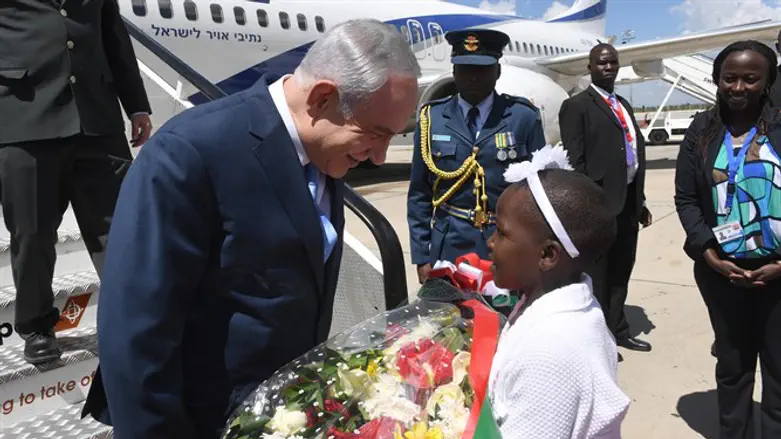 Netanyahu arriving in Nairobi, Kenya