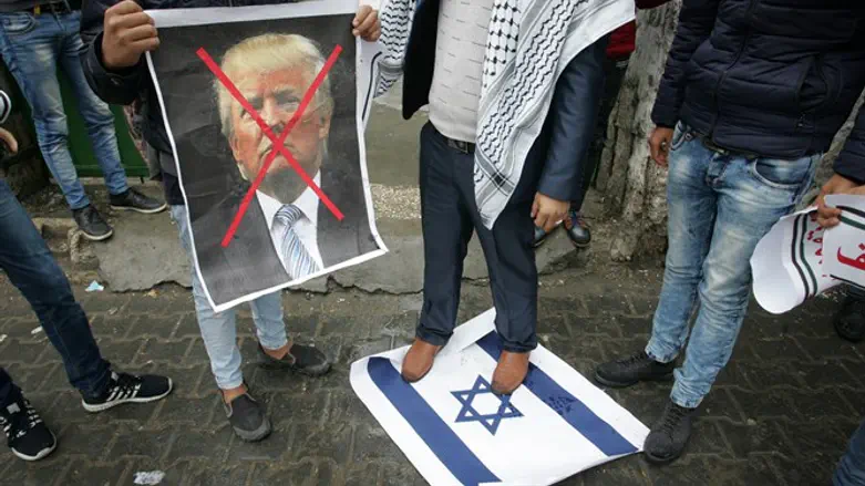 Free speech exercise in Palestinian Authority