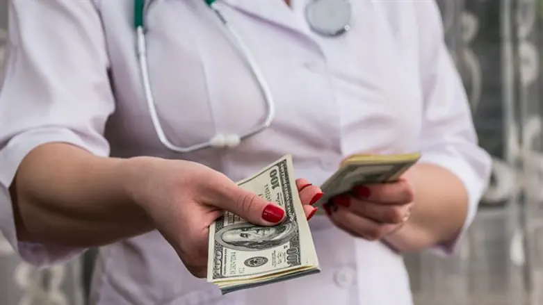 Doctor returning money