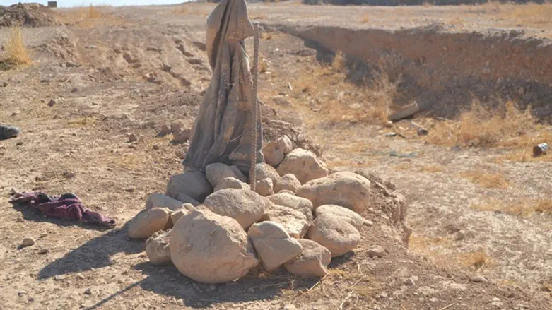 Yazidi mass grave in northern Iraq