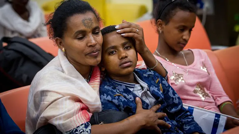 Ethiopian Falash Mura arrive to the Immigration offices at the Ben Gurion airpor