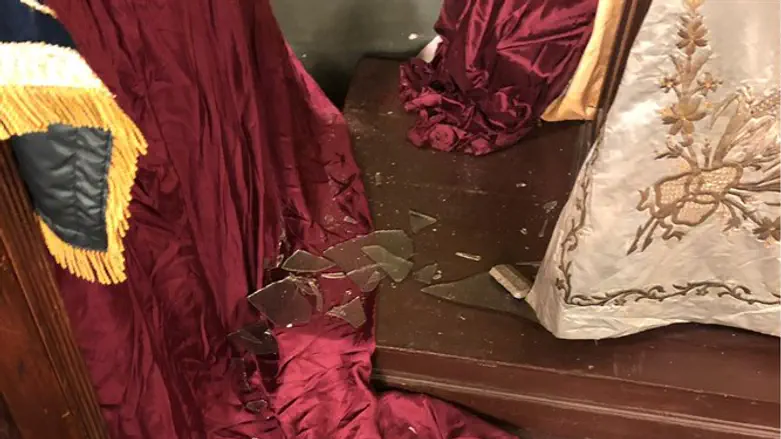 Broken glass in the synagogue