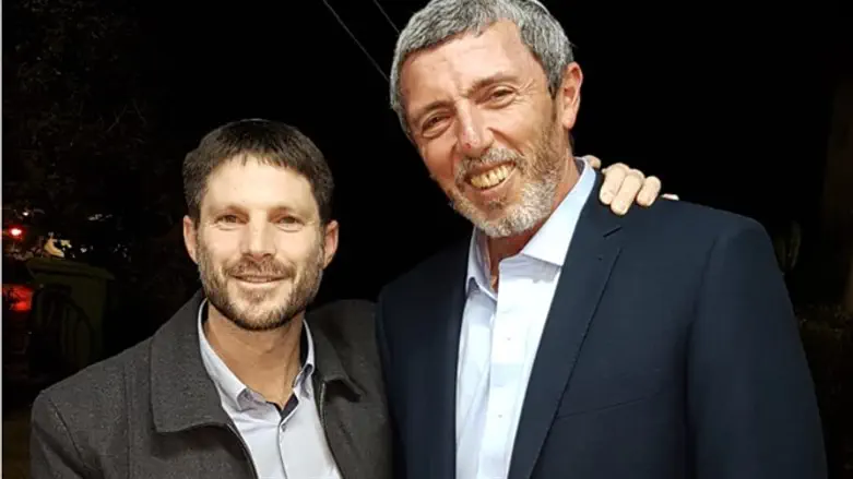 Bezalel Smotrich and Rabbi Rafi Peretz after signing the agreement