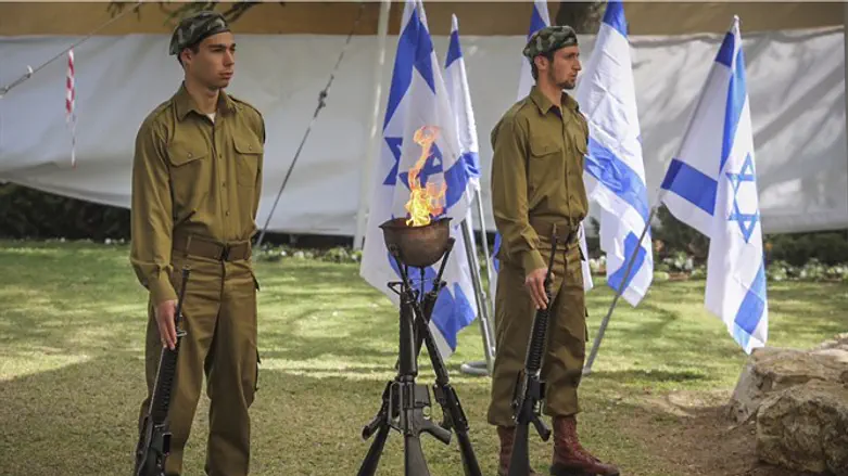 Memorial Day at Mount Herzl