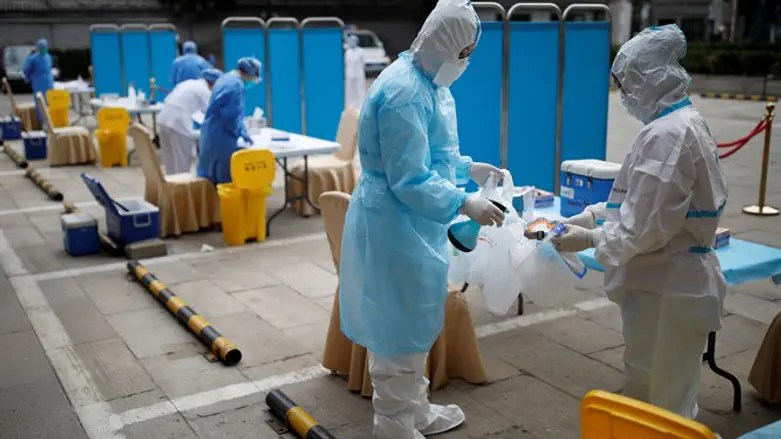 Coronavirus testing in Beijing