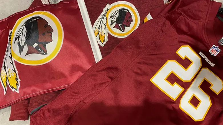 Redskins jersey and flags