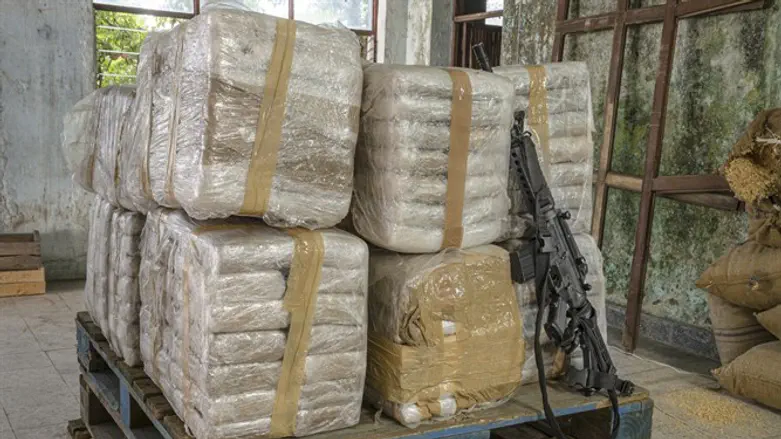 Mexican drug cartel cocaine warehouse